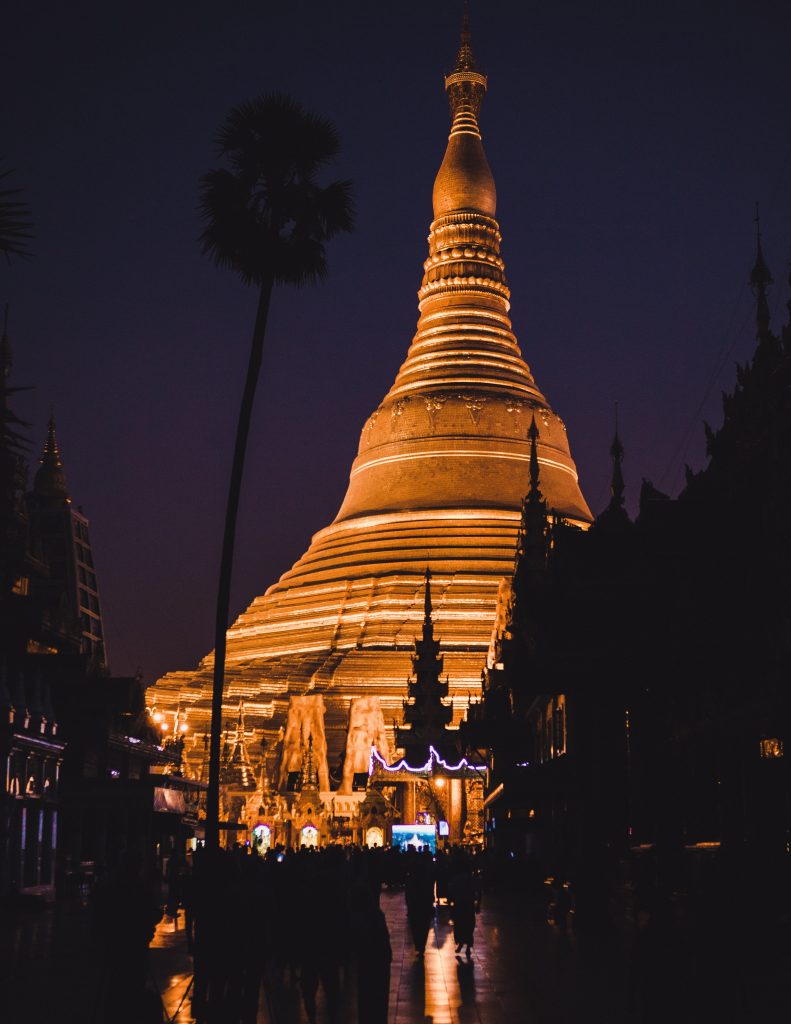 معبد في ميانمار